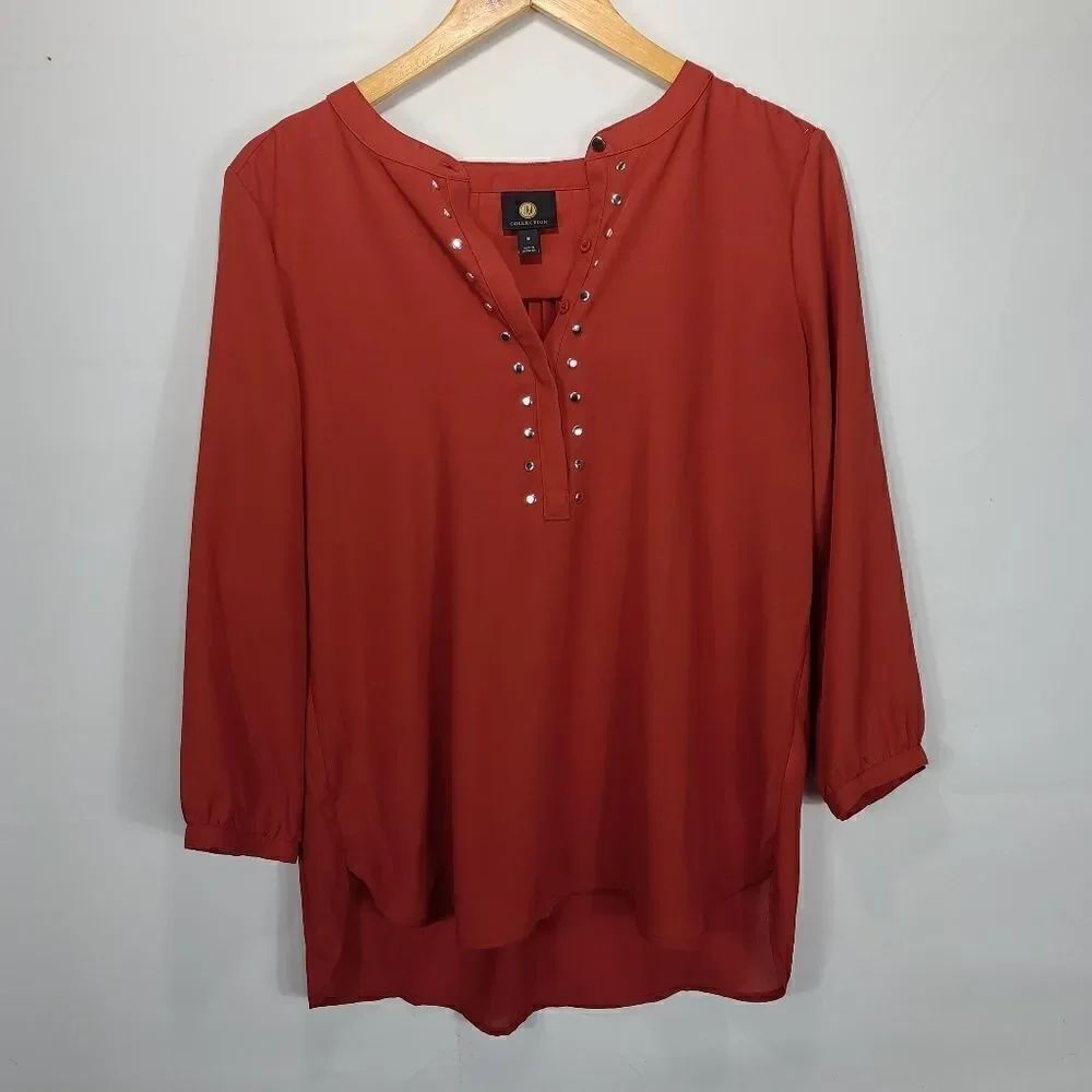 JM Collection Rivet Pleated-Back Blouse - Picture 3 of 12